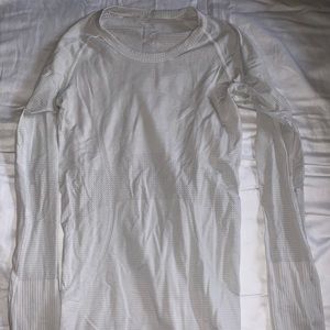LULULEMON LONG SLEEVE TOP